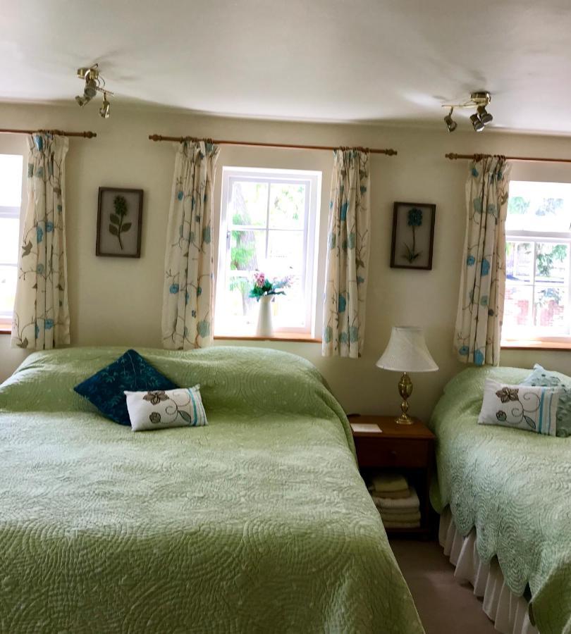 High Mead Bed & Breakfast Woodsford Екстериор снимка